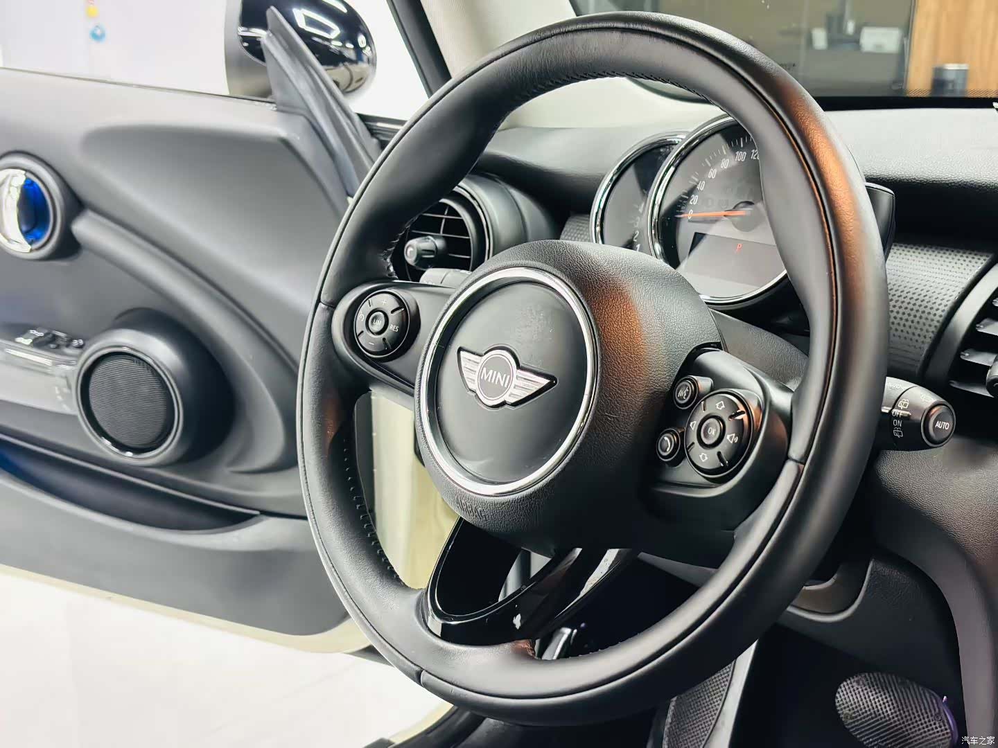 Mini Cooper, 2014 7