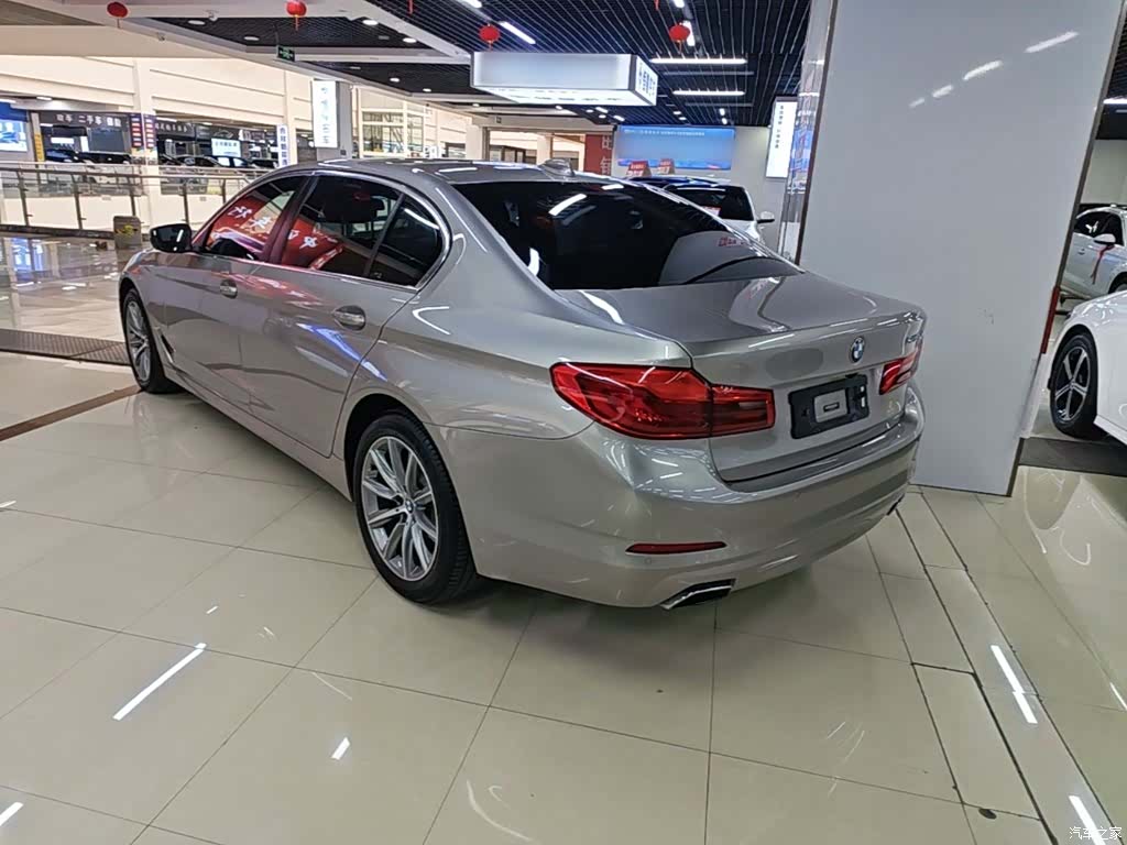 BMW 5 Series, 2017 все фото