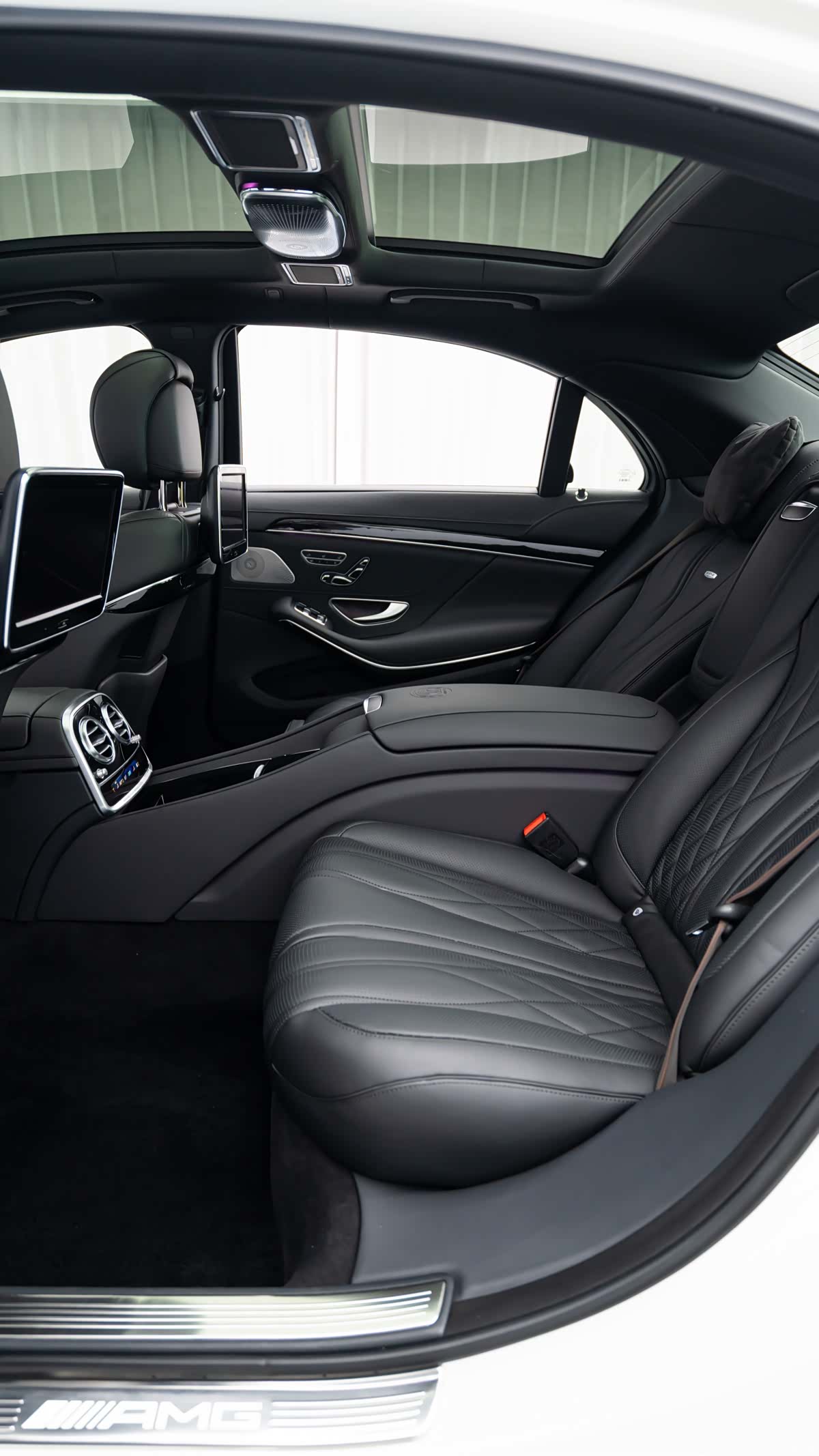 Mercedes-Benz S-Class, 2018 18