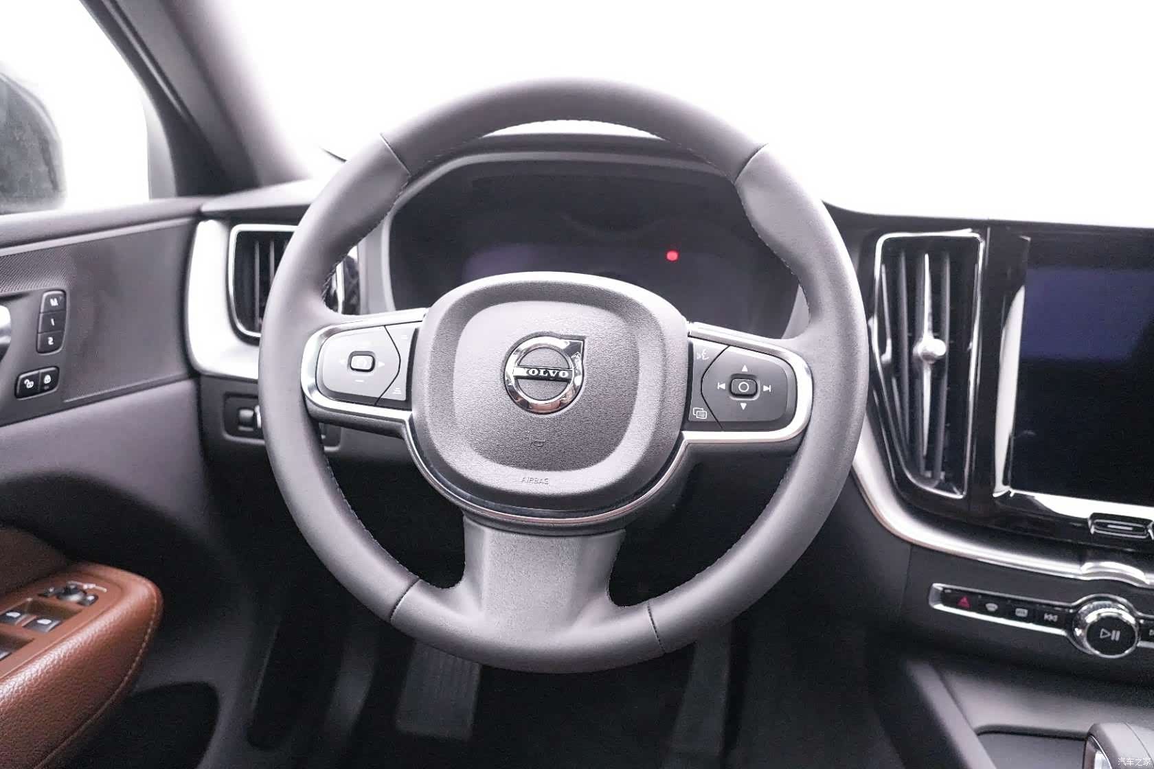 Volvo XC60, 2021 21