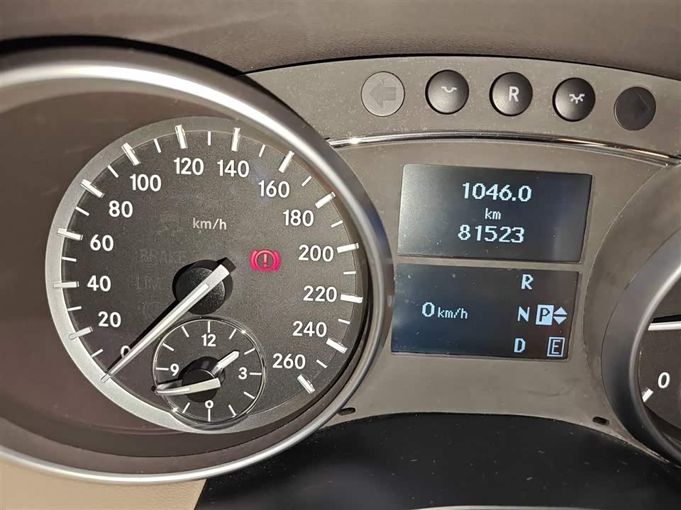 Mercedes-Benz R-class