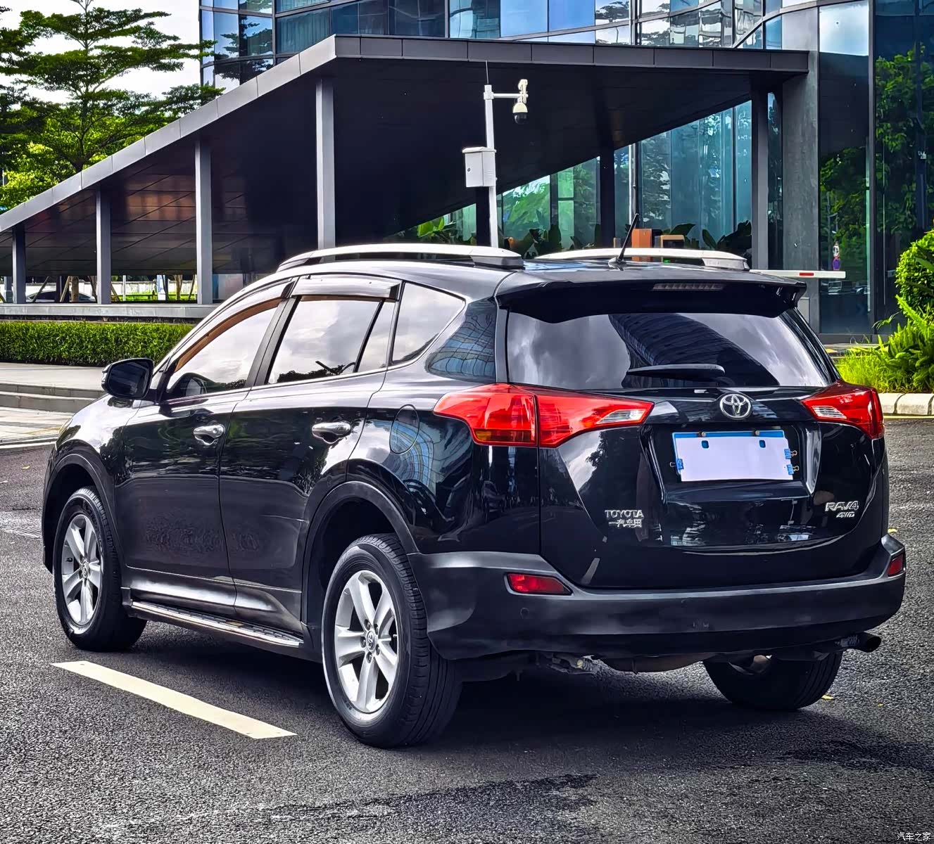Toyota RAV4, 2013 7