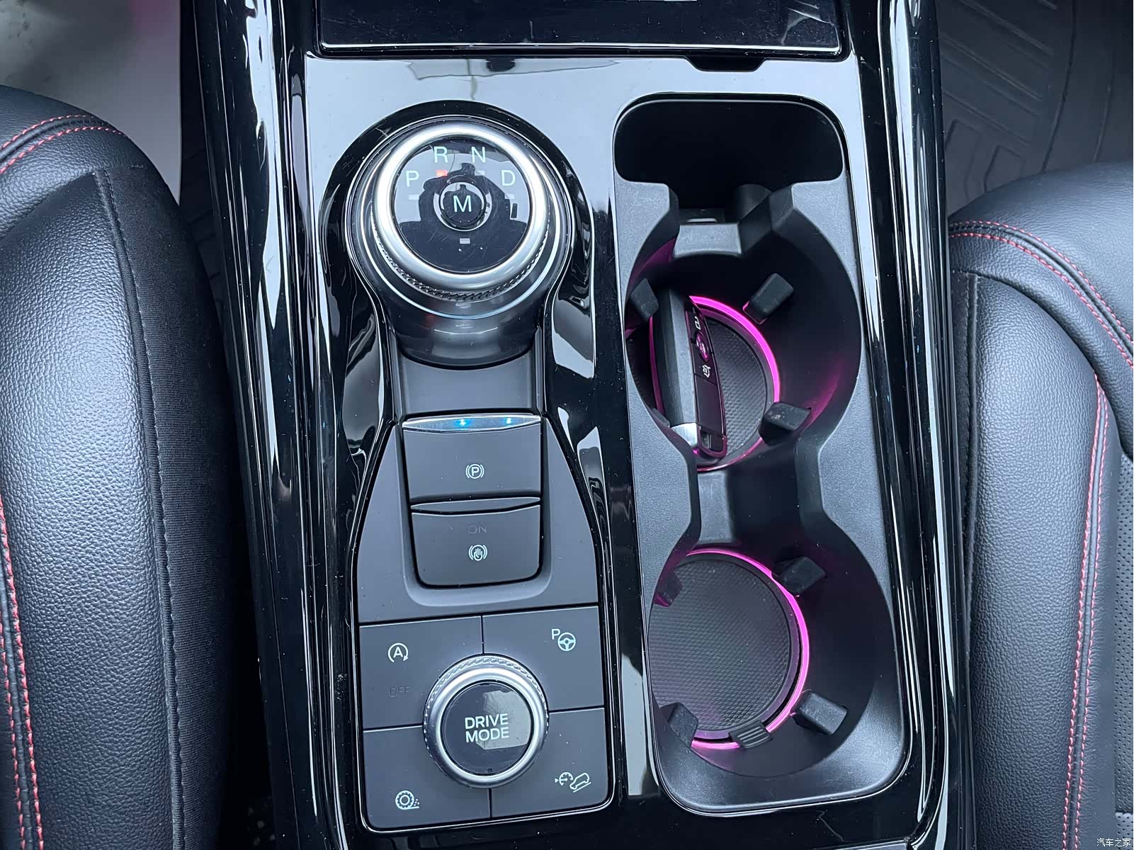 Ford Explorer, 2020 17