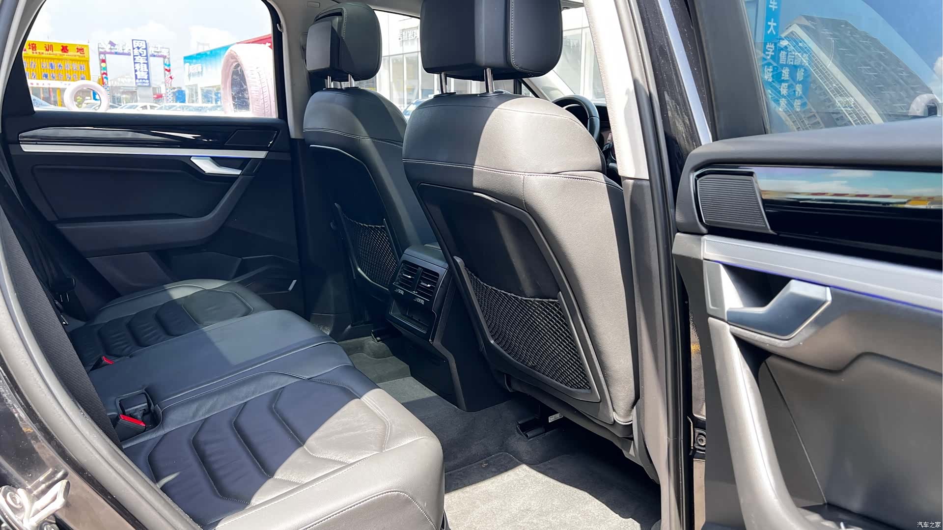 Volkswagen Touareg, 2021 14