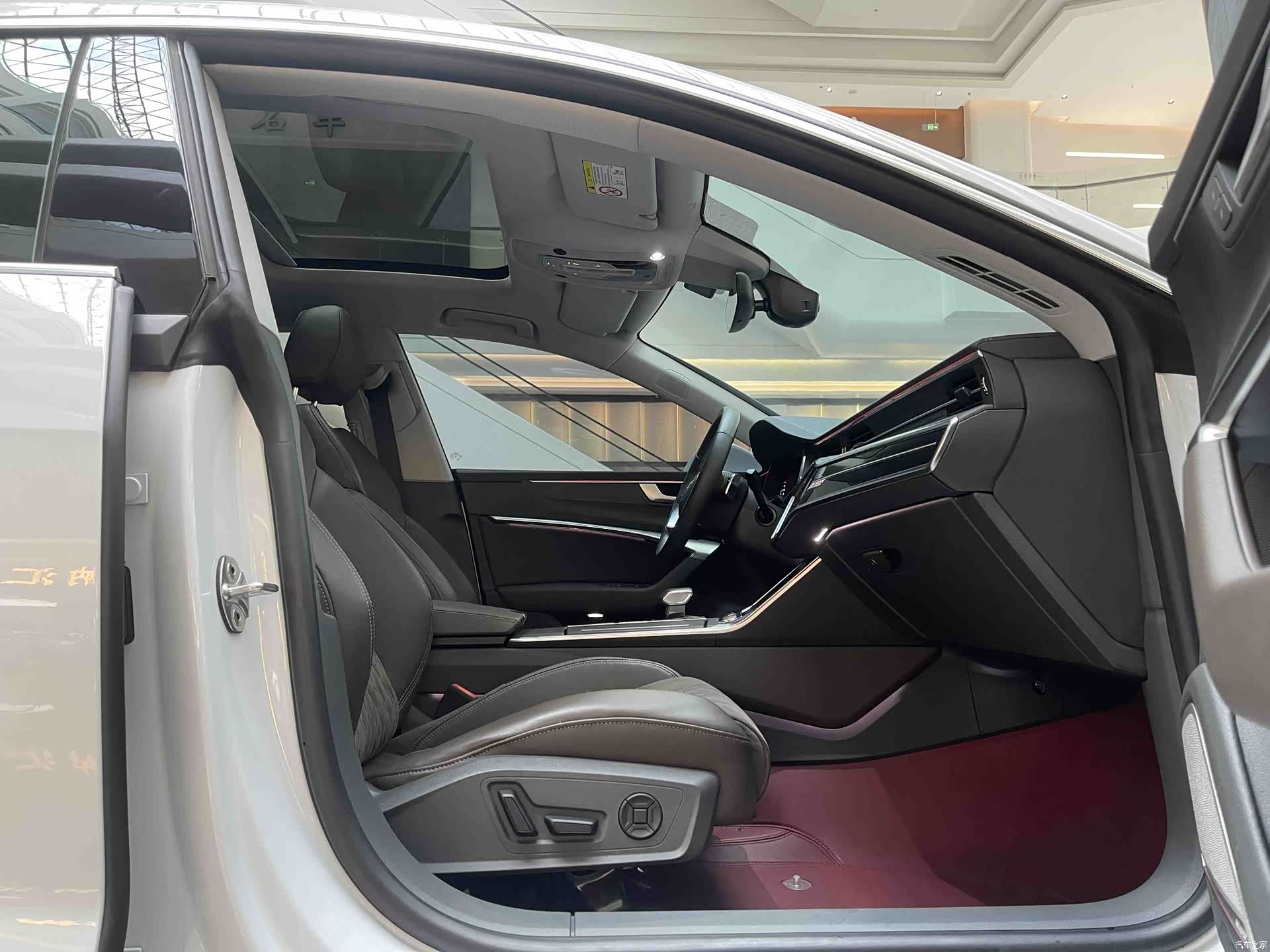 Audi A7L, 2023 11