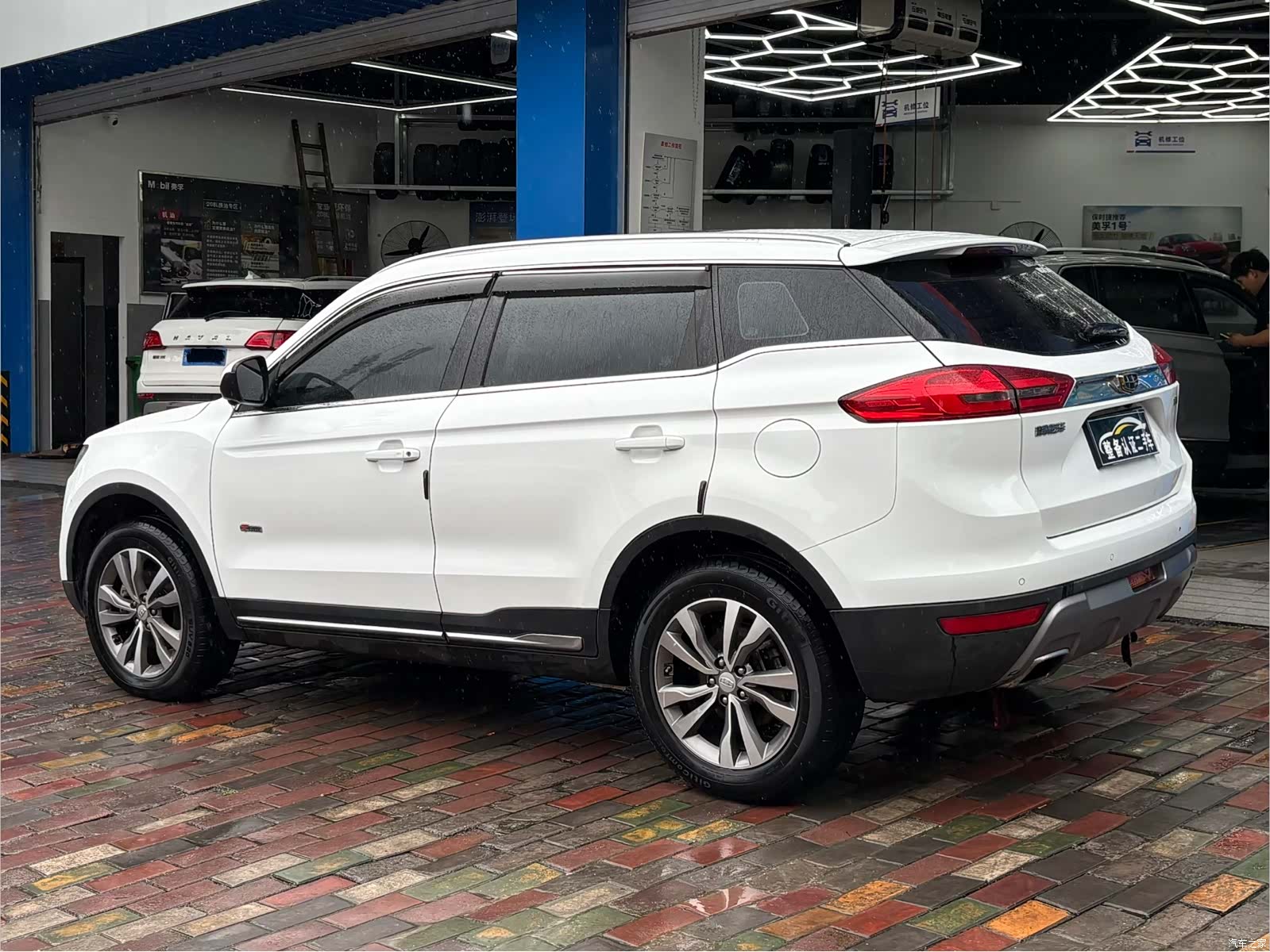 Geely Boyue, 2016 4