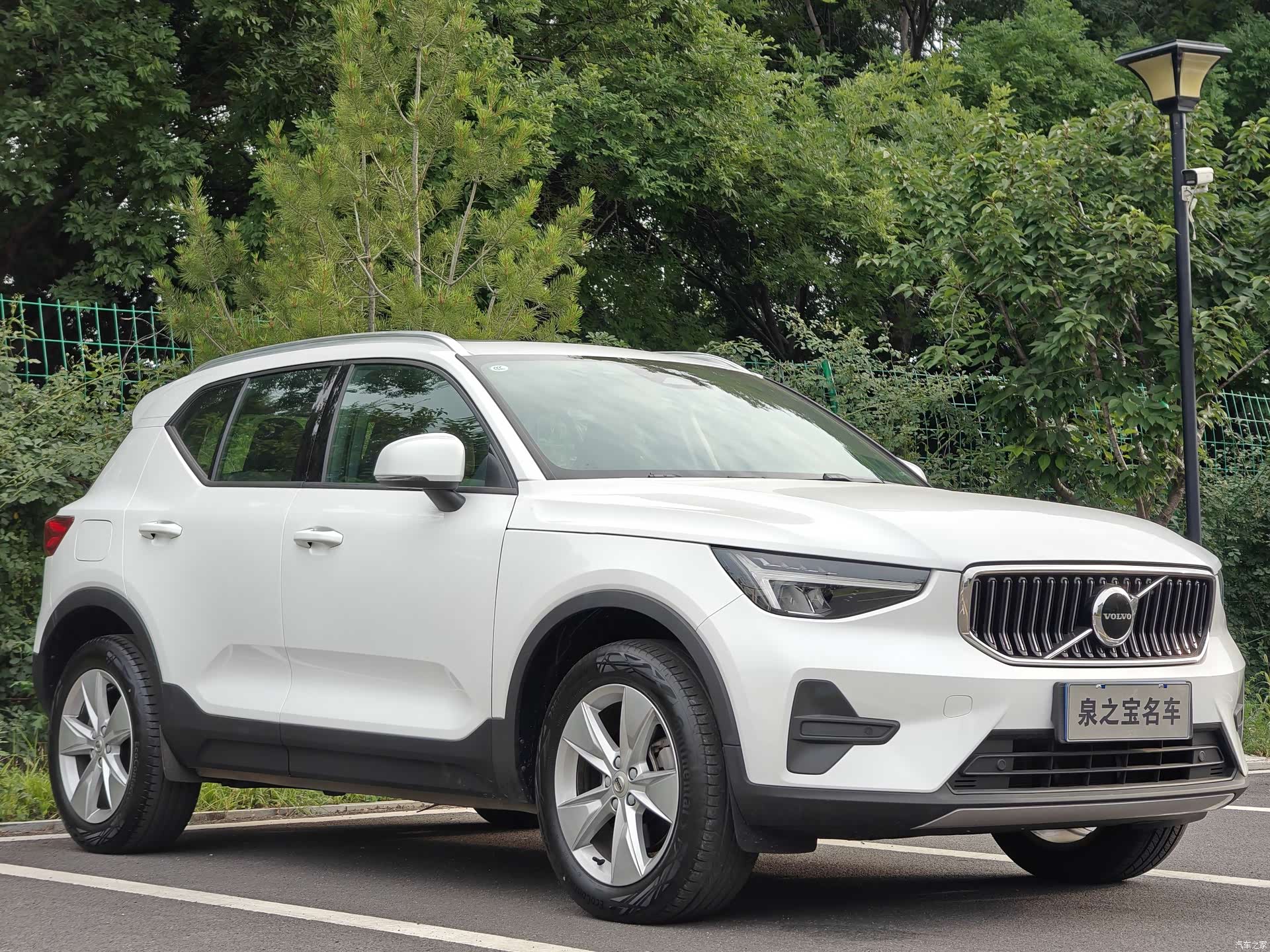 Volvo XC40, 2023 все фото