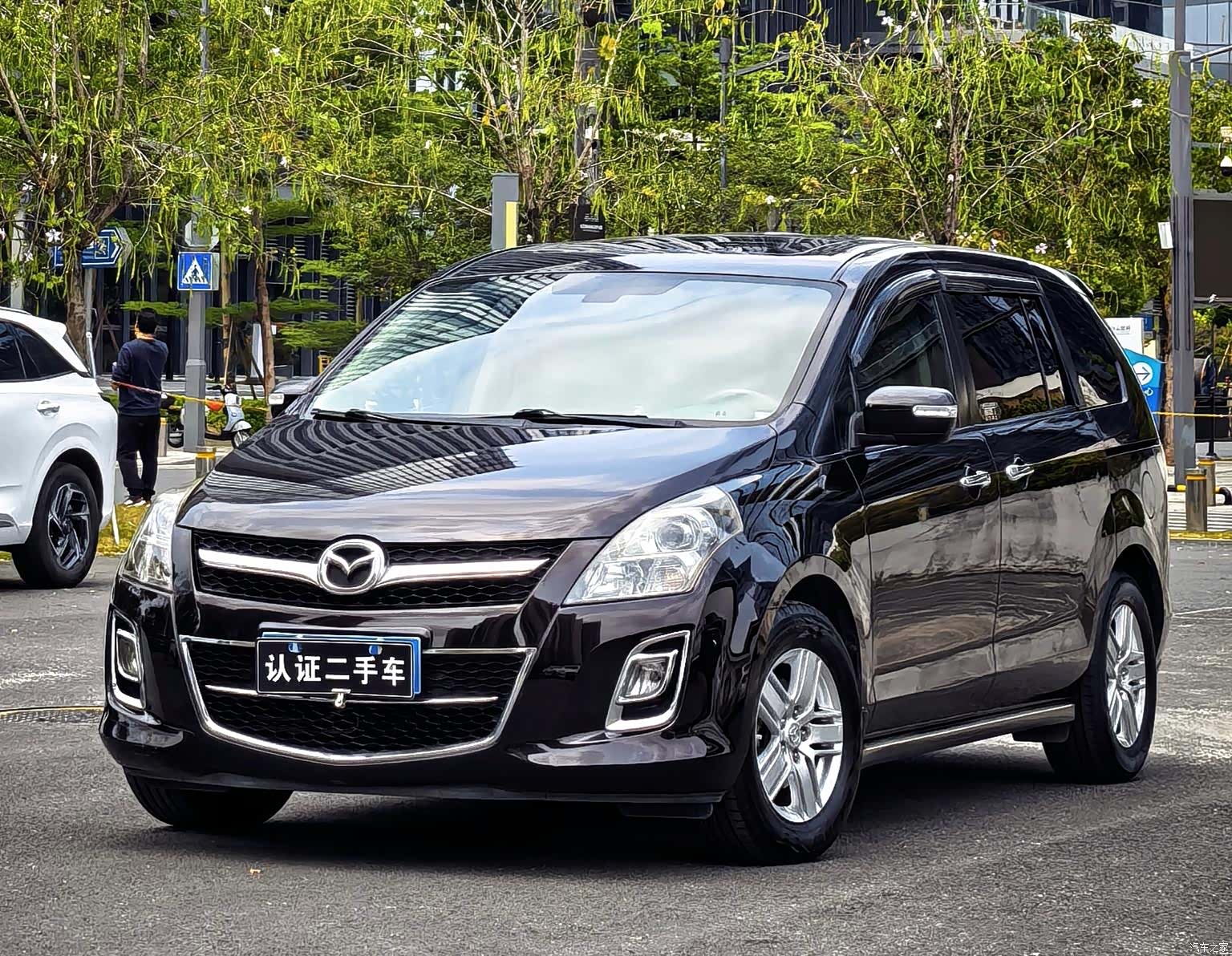Mazda 8