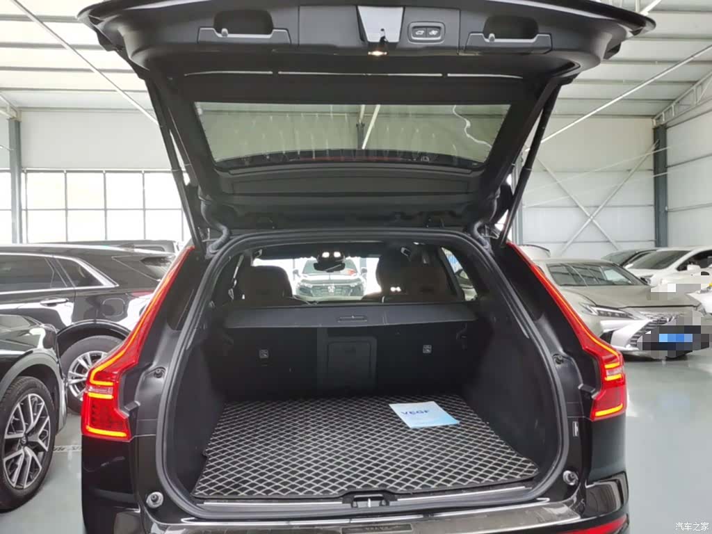Volvo XC60, 2024 19