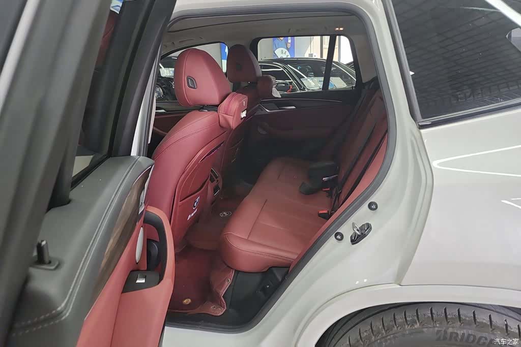 BMW X3, 2024 11