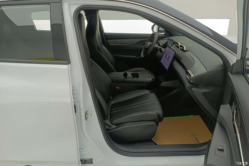 DongFeng L7, 2026 8