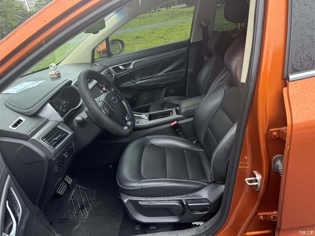 Geely Emgrand, 2016 14