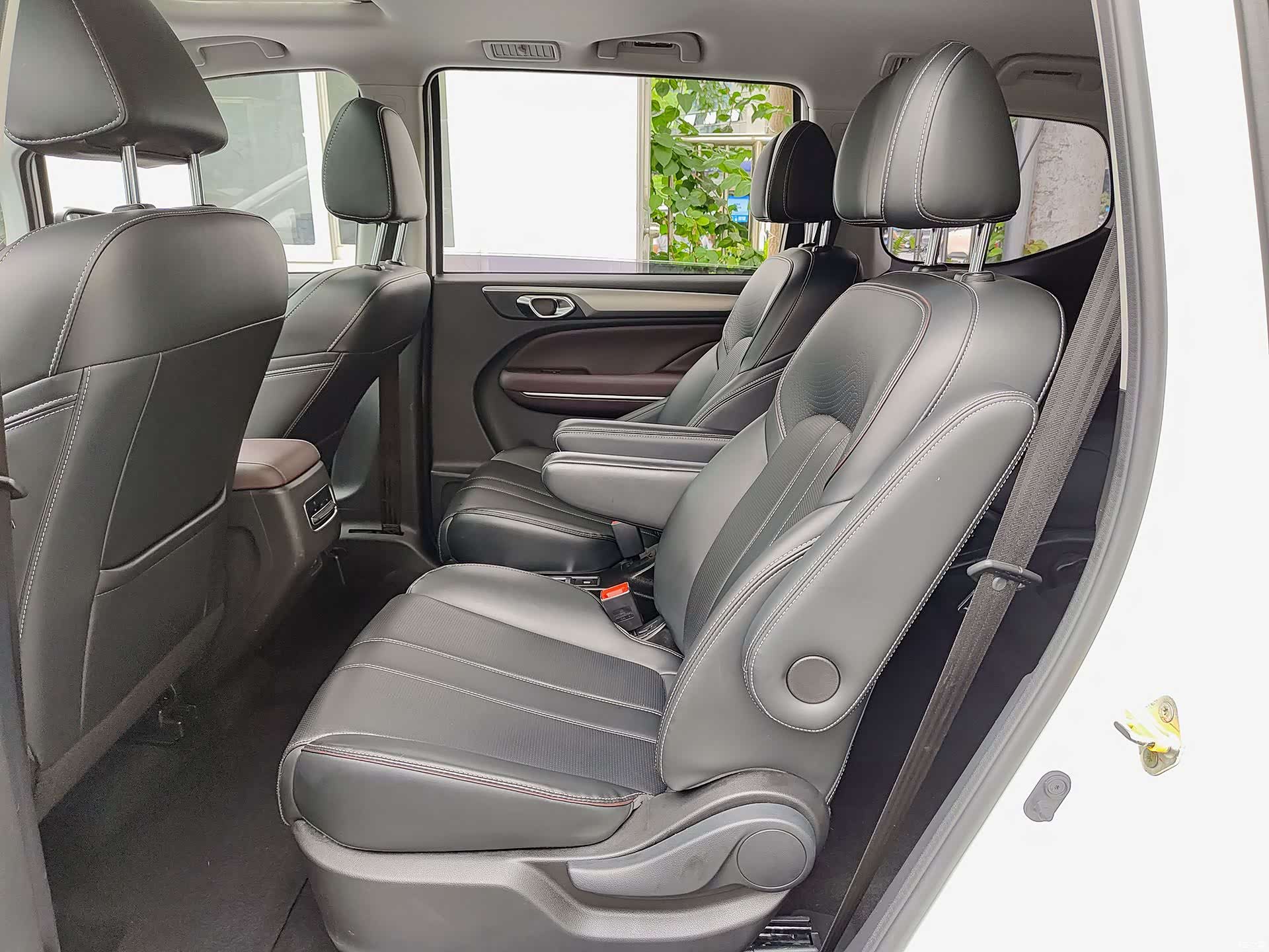Trumpchi M6, 2023 10