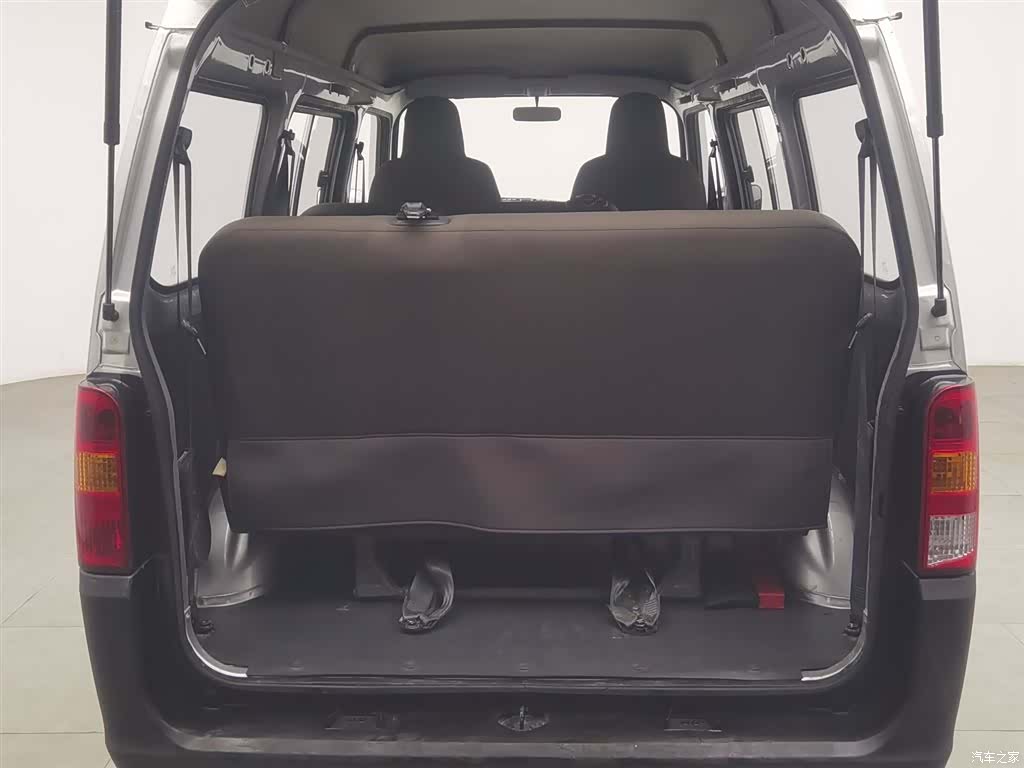Wuling VI, 2020 16