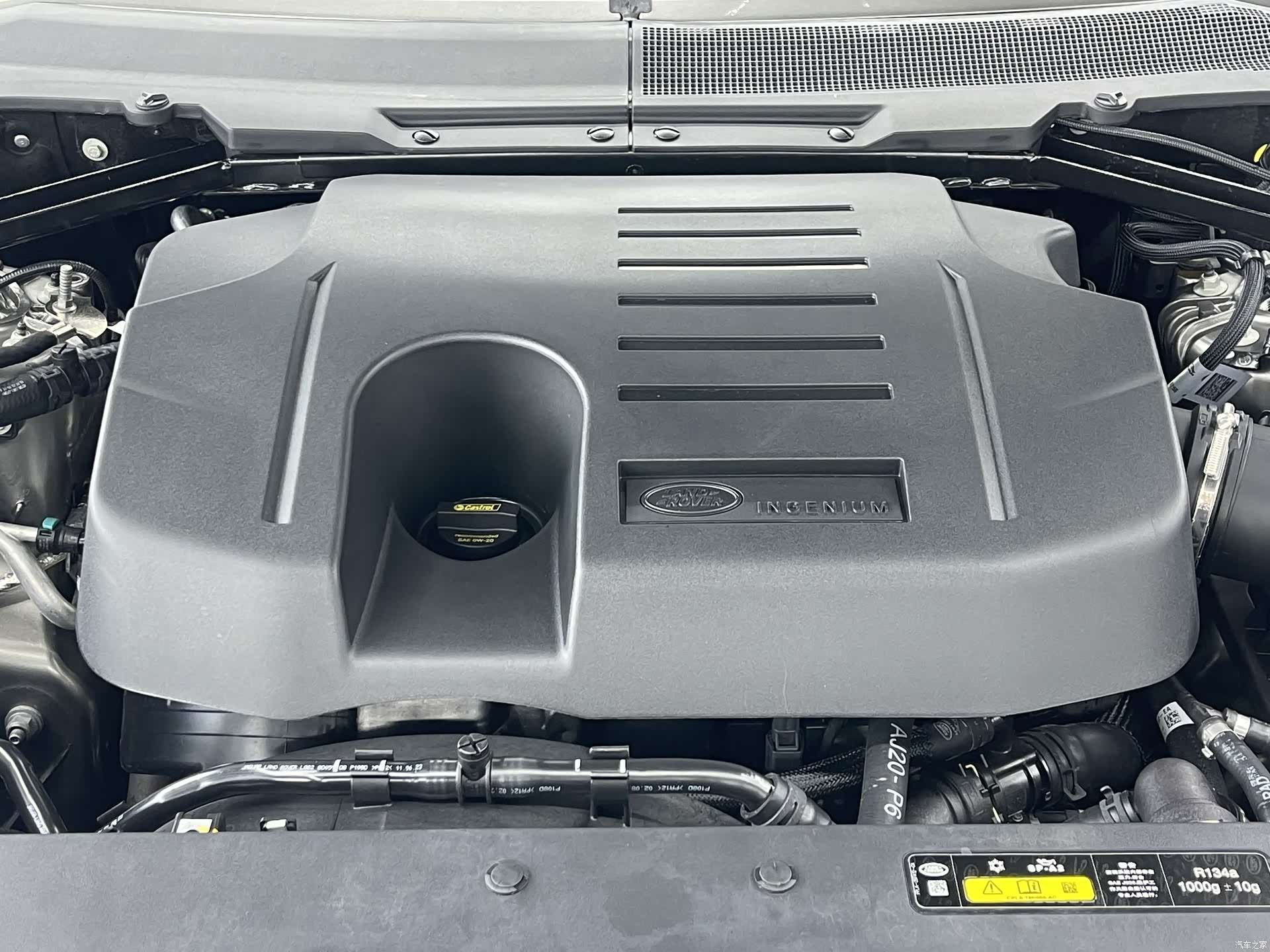 Land Rover Defender, 2024 26