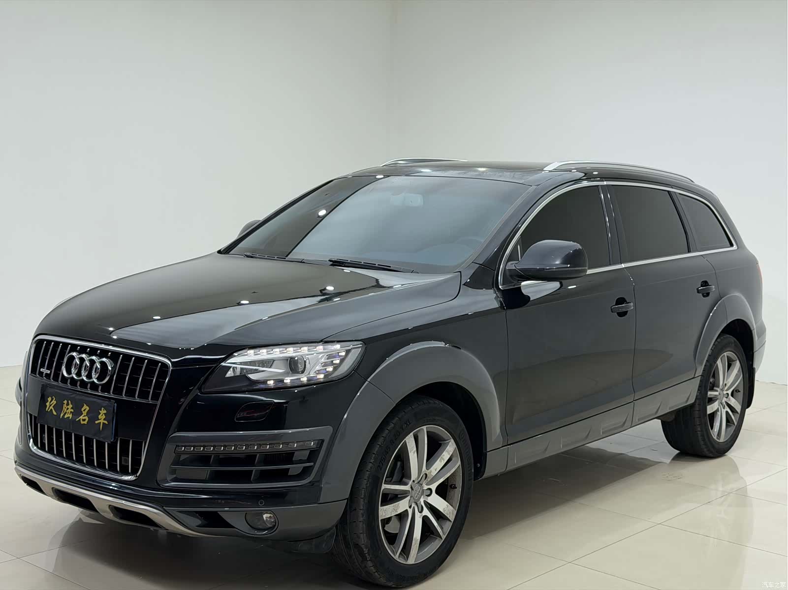 Audi Q7, 2013 1