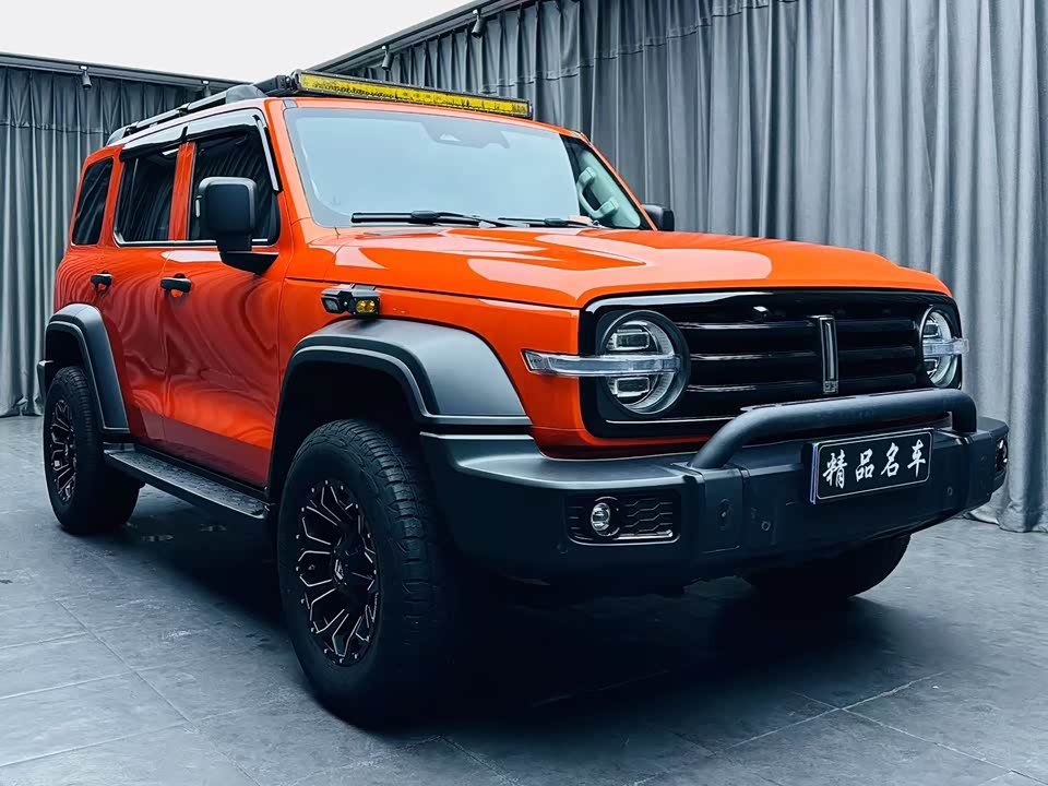 Tank 300