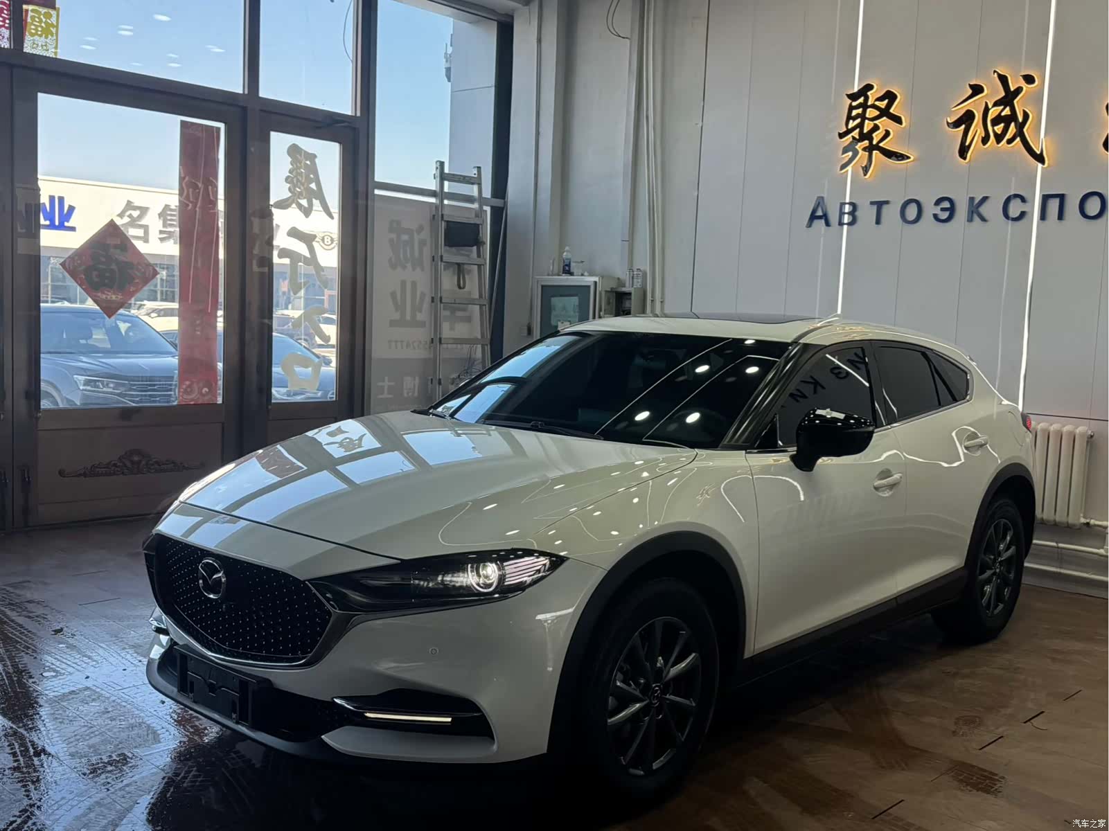 Mazda CX-4, 2023 1