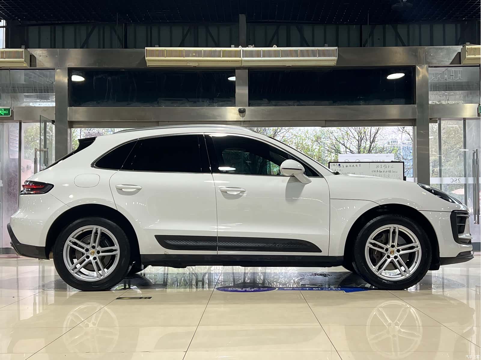 Porsche Macan, 2023 7