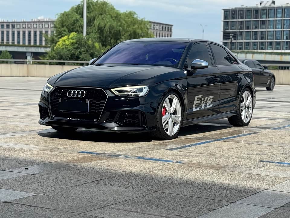 Audi RS 3 Audi RS 3