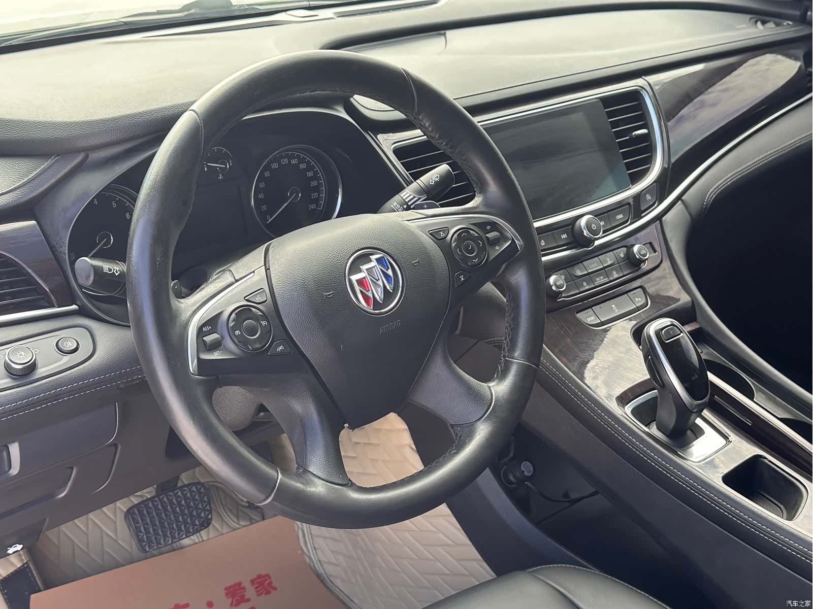 Buick LaCrosse, 2020 4