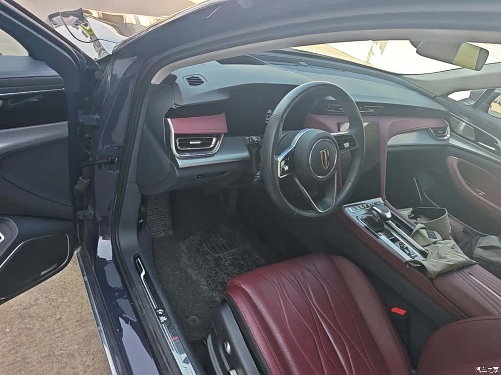Hongqi H5, 2024 12