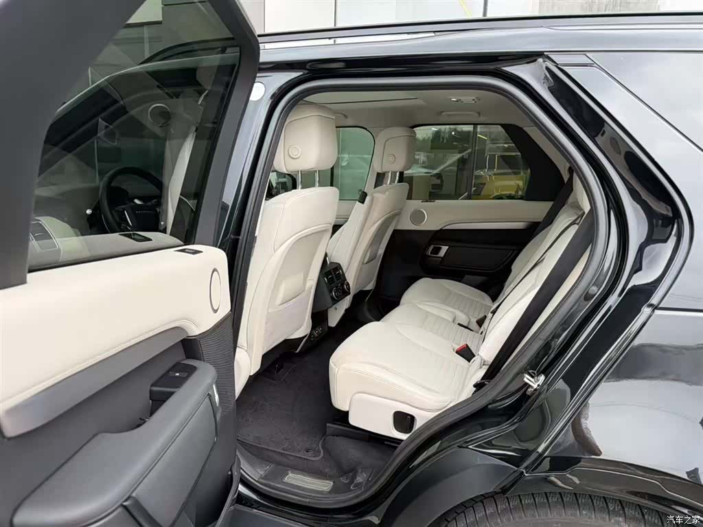 Land Rover Discovery, 2023 10
