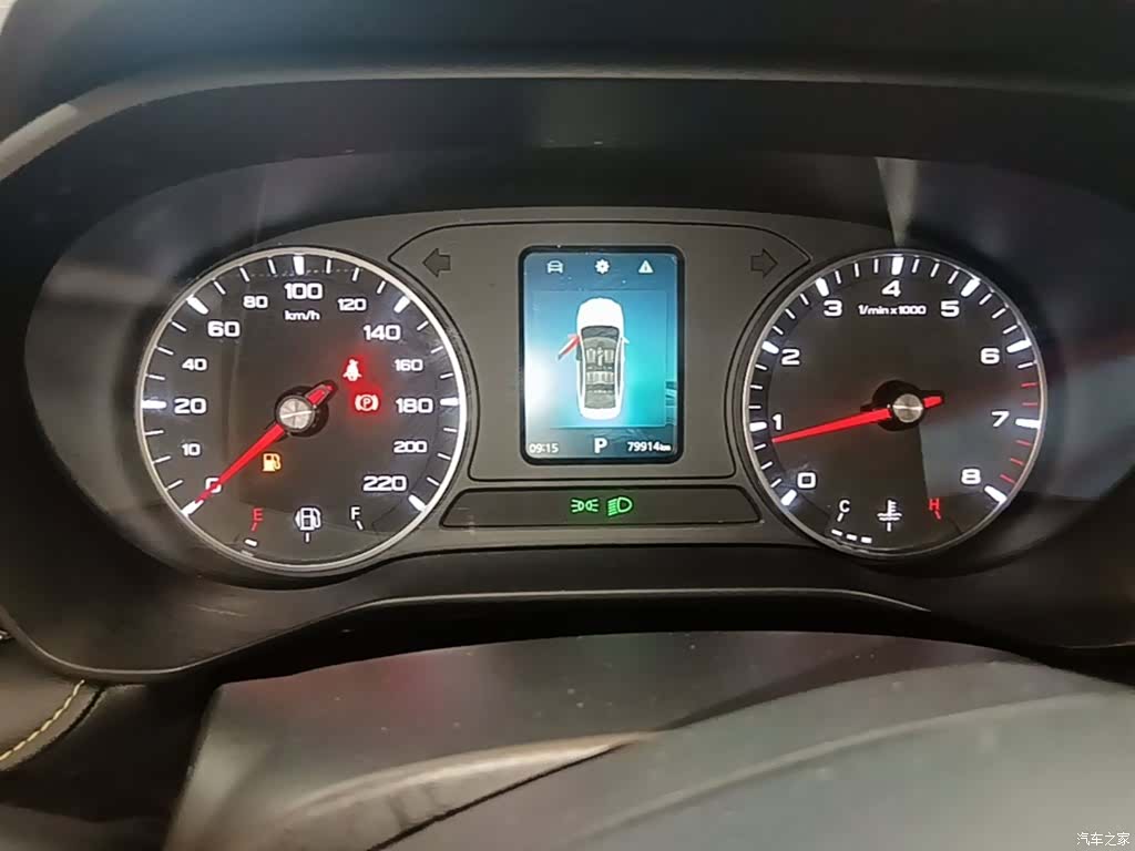 Roewe i5, 2022 12