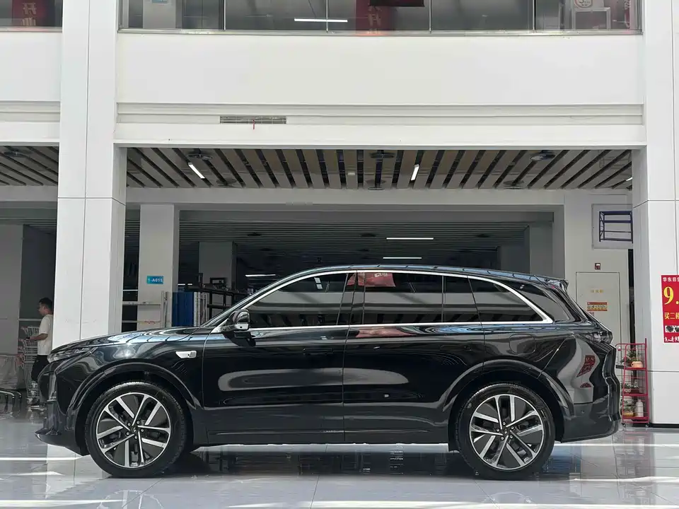 Li Auto Ideal L6