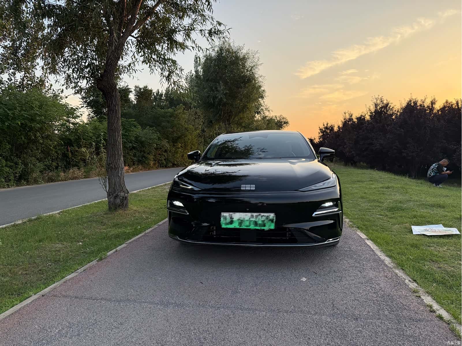 Geely 8, 2025 2