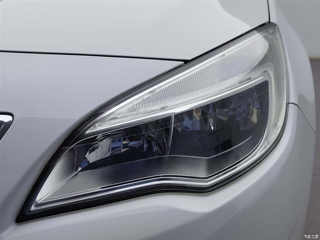 Buick XT, 2014 7