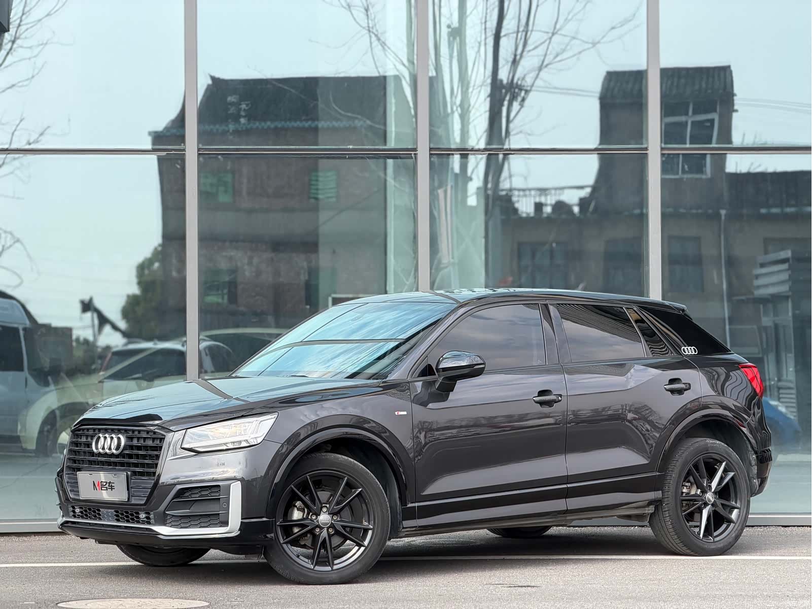 Audi Q2L, 2021 1