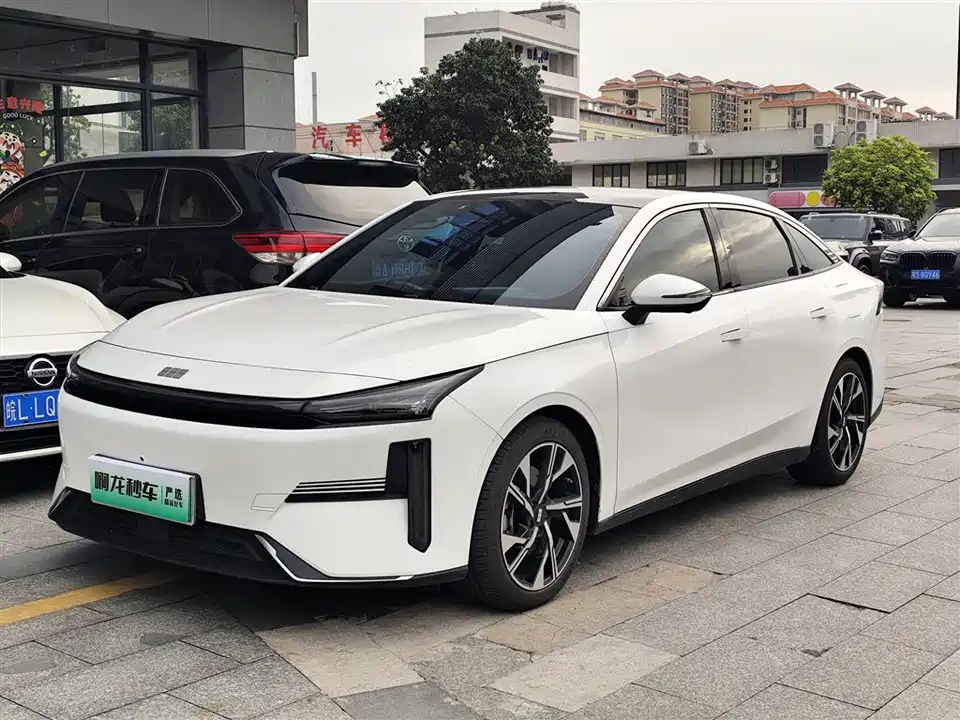 Geely Galaxy Galaxy L6