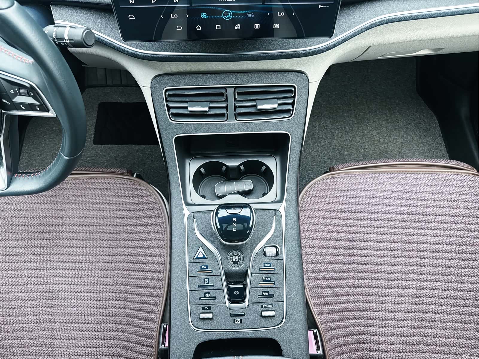 BYD Qin, 2022 15