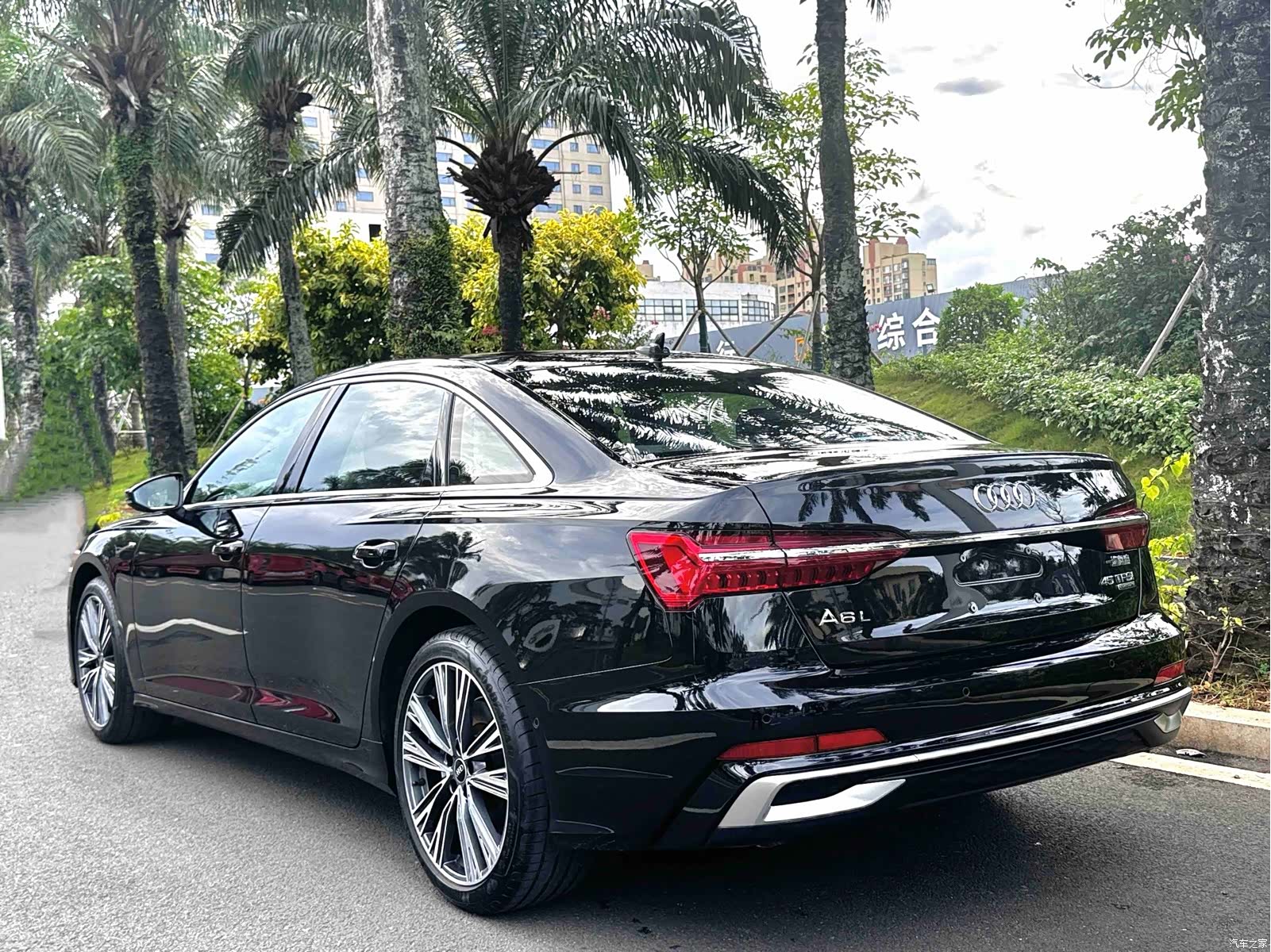 Audi A6L, 2025 9