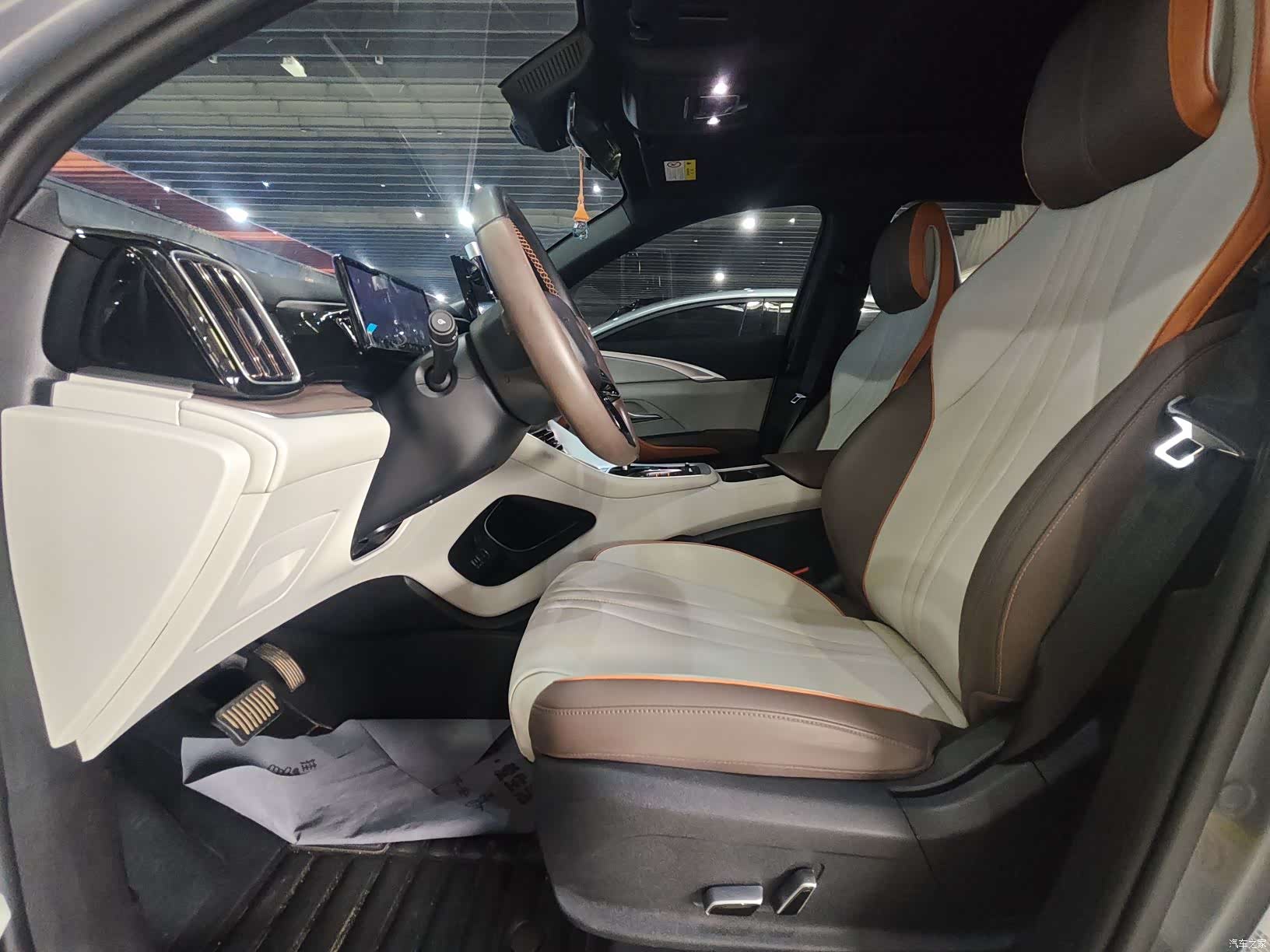 BYD Song, 2023 8