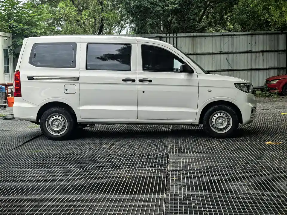 Wuling Wuling Hongguang V