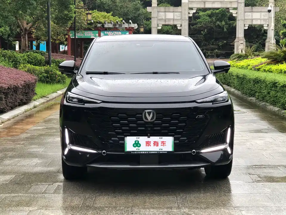 Changan UNI-K Smart iDD