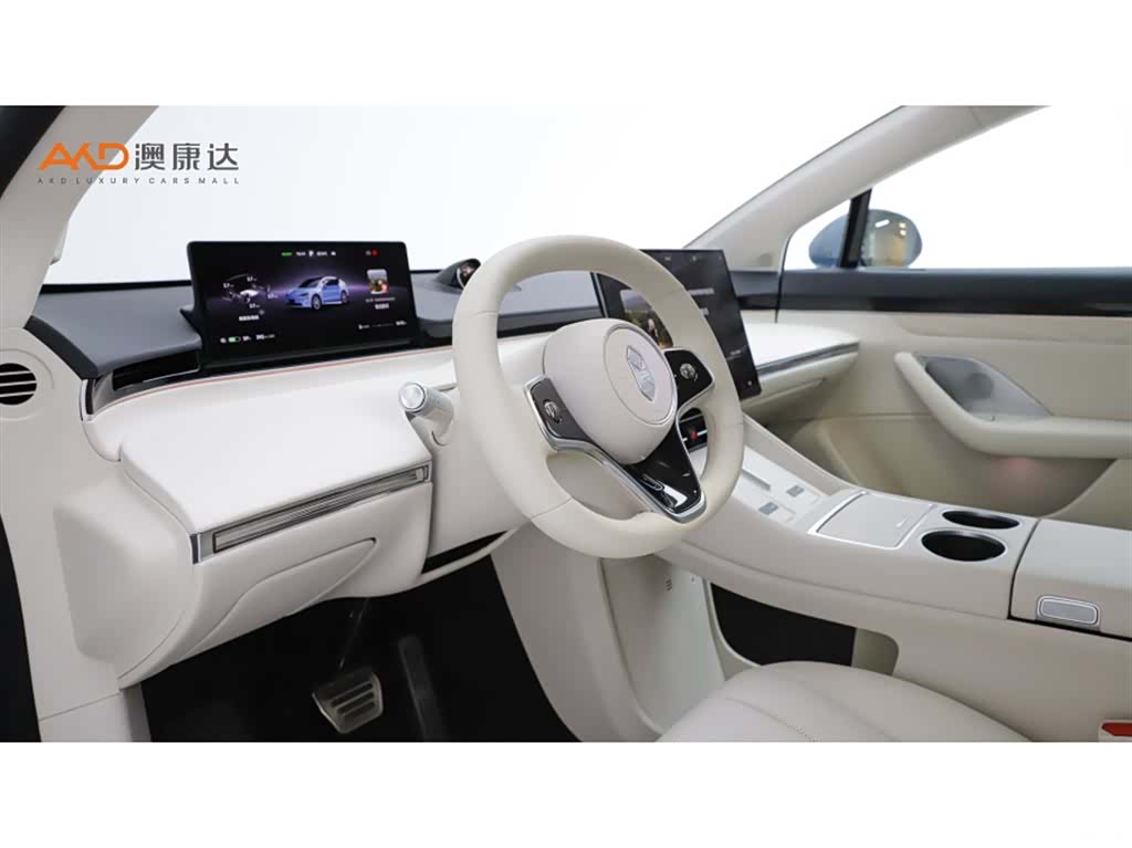 Luxeed R7, 2025 6