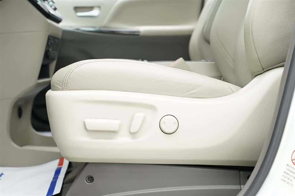 Toyota Sienna, 2016 7