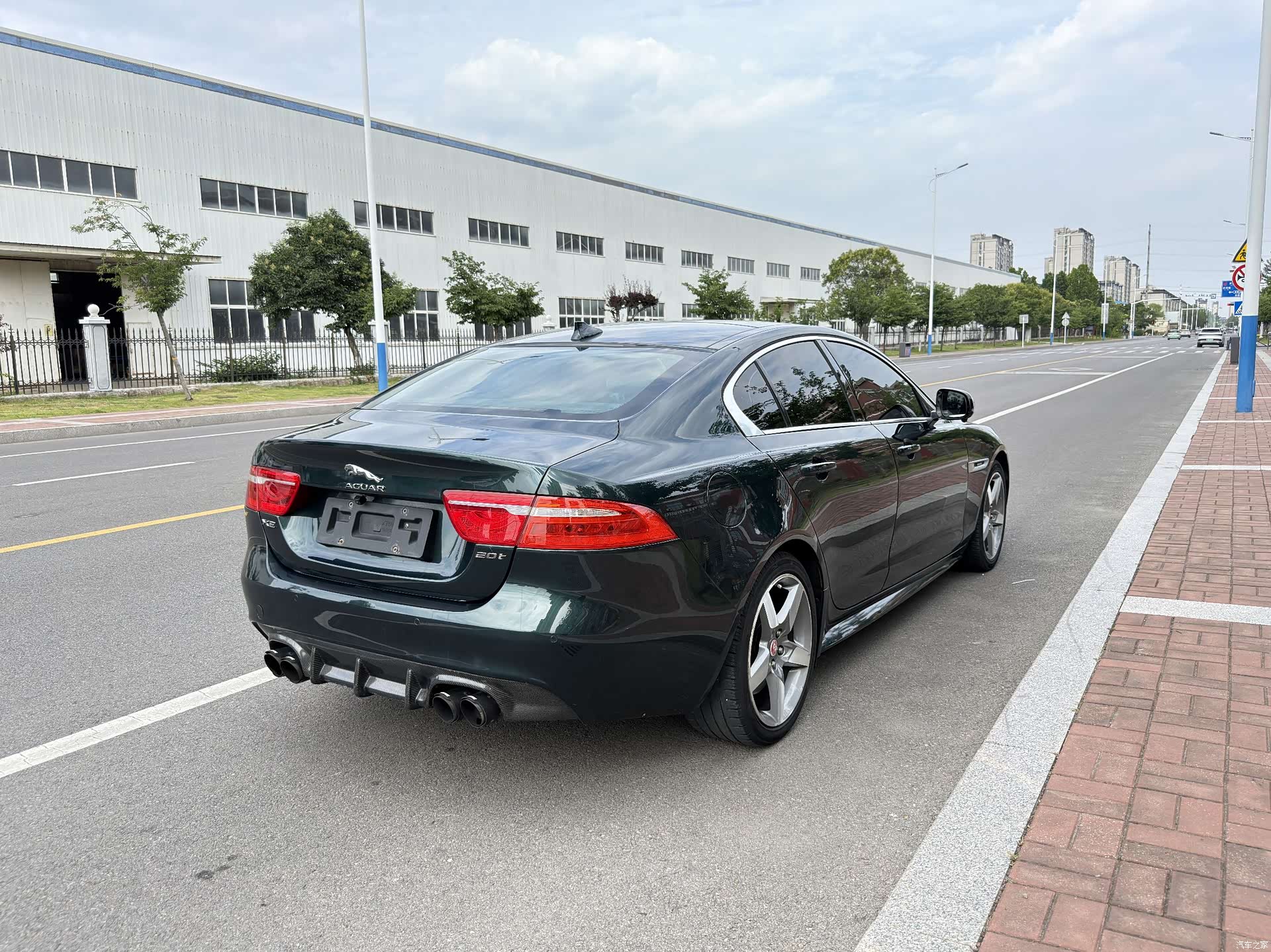 Jaguar XE, 2016 7