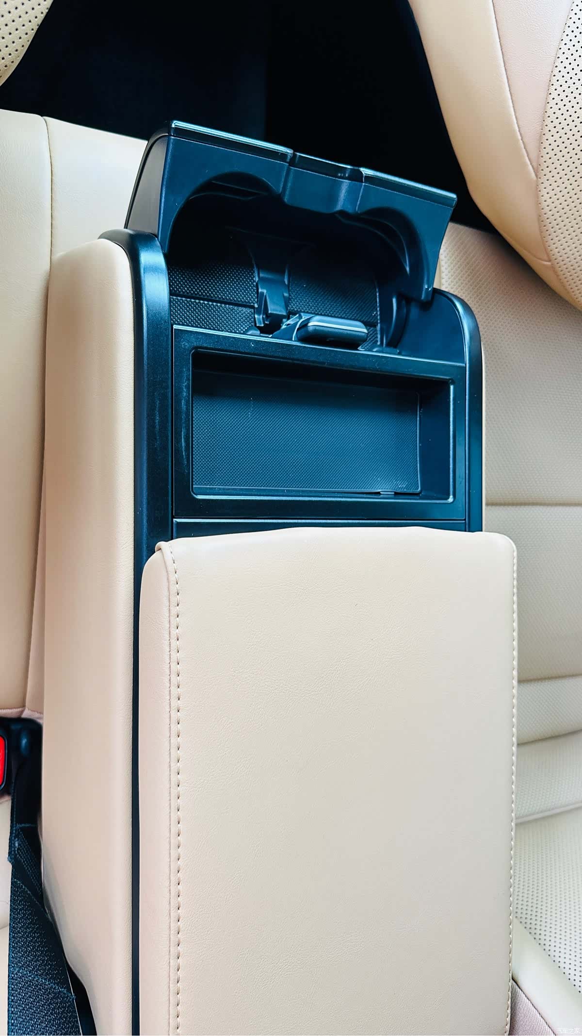 Lexus ES, 2024 25