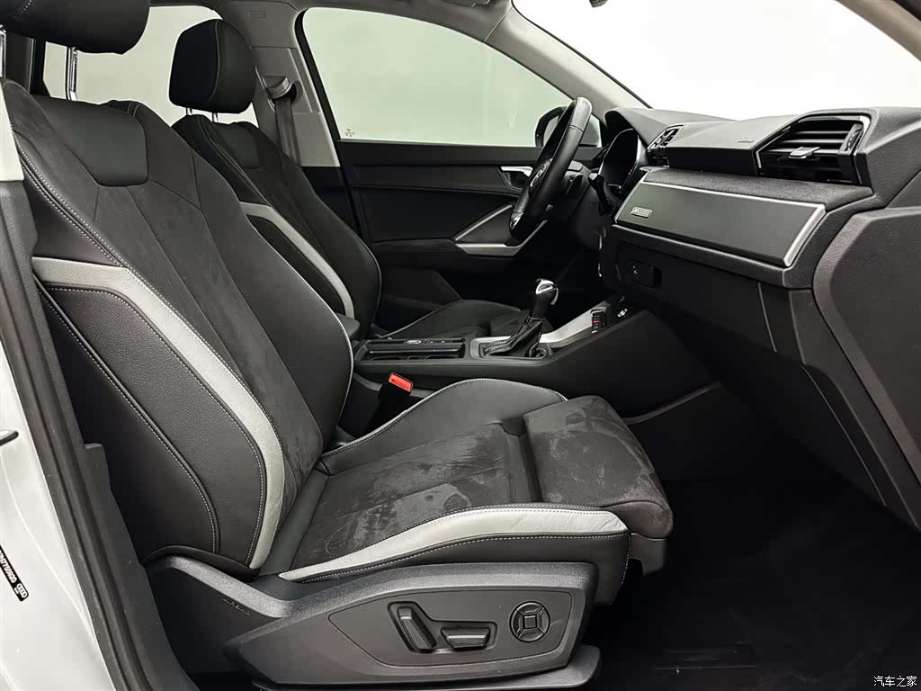 Audi Q3, 2022 17