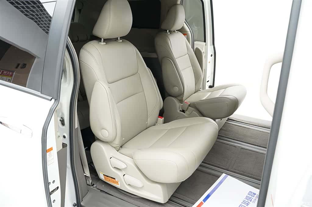 Toyota Sienna, 2016 27
