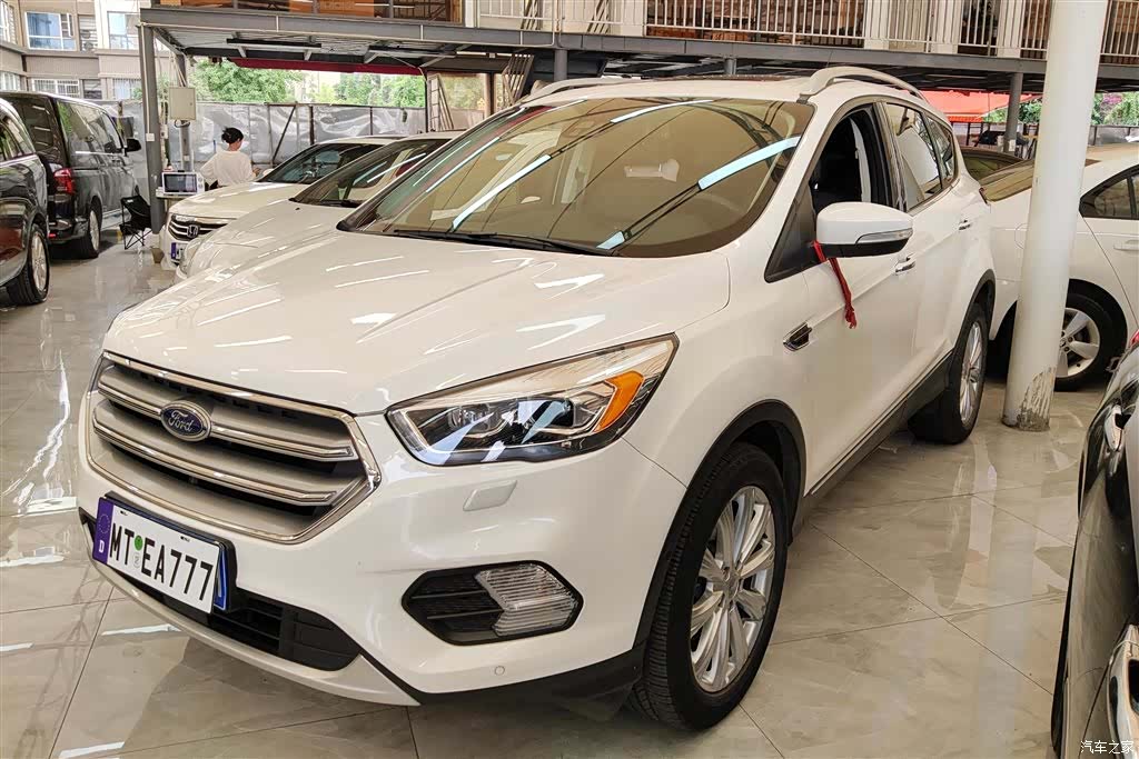 Ford Kuga, 2017 1