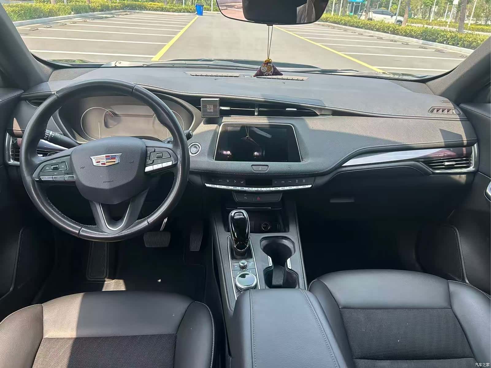 Cadillac XT4, 2020 8