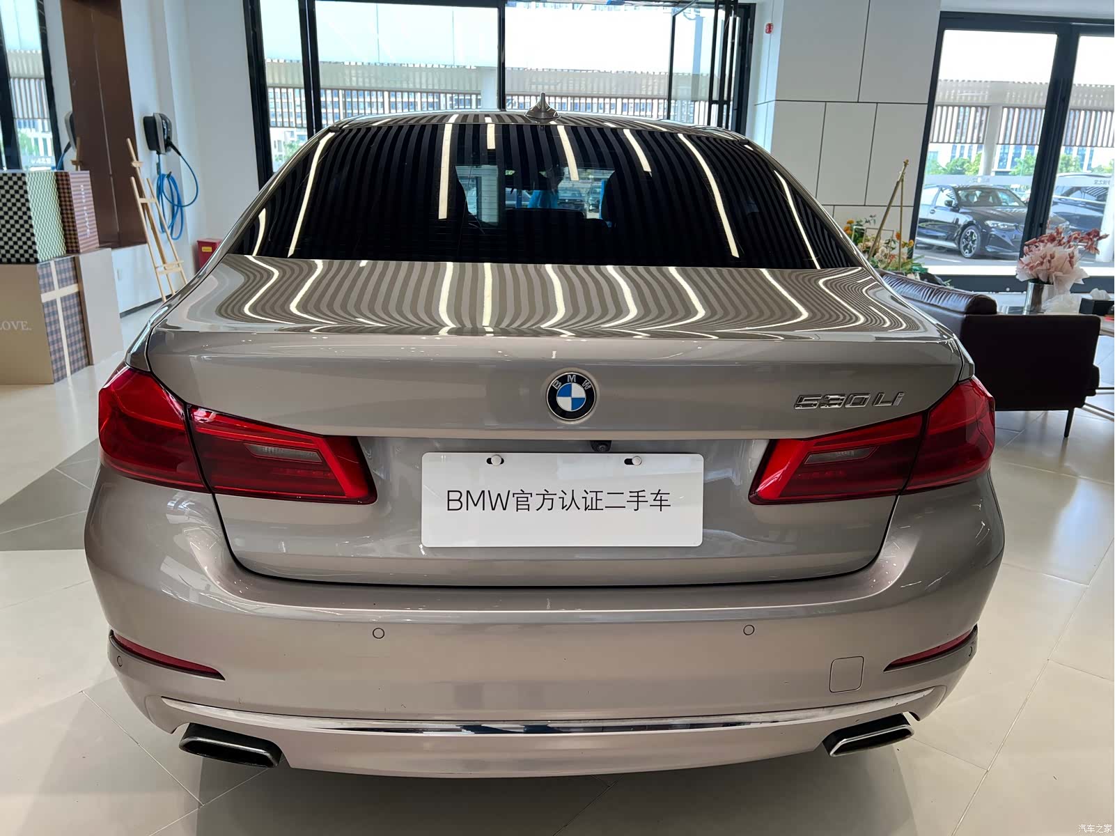 BMW 5 Series, 2018 все фото