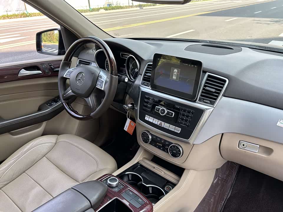 Mercedes-Benz M class