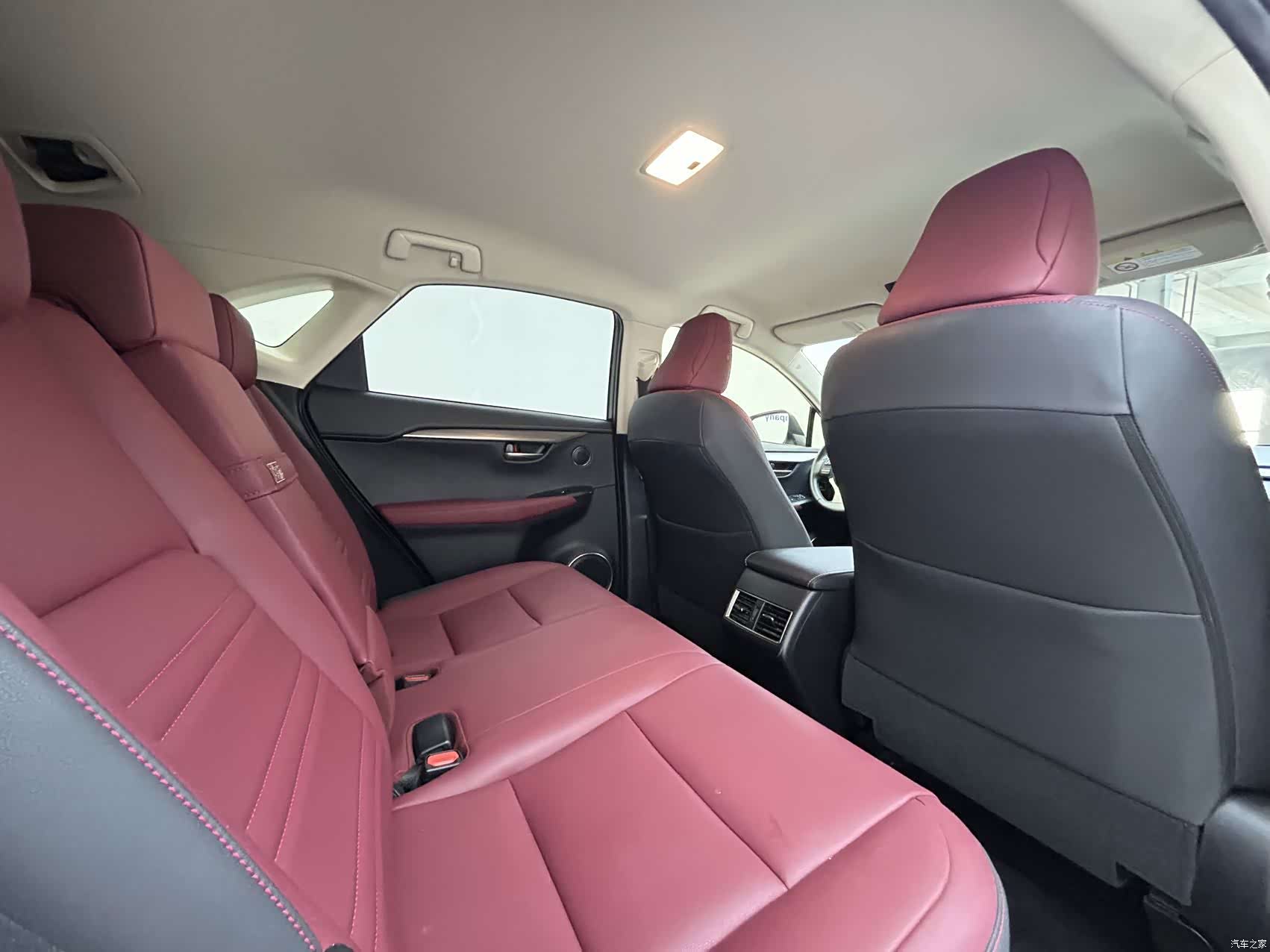Lexus NX, 2021 9