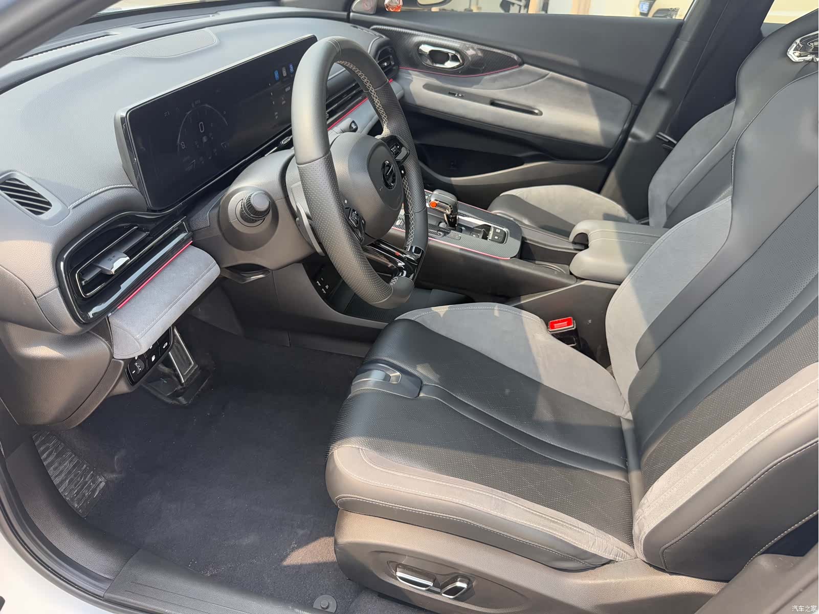 Trumpchi Empow, 2024 все фото